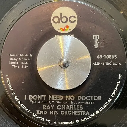 RAY CHARLES AND HIS ORCHESTRA / I DON'T NEED NO DOCTORΥʥ쥳ɥ㥱å ()