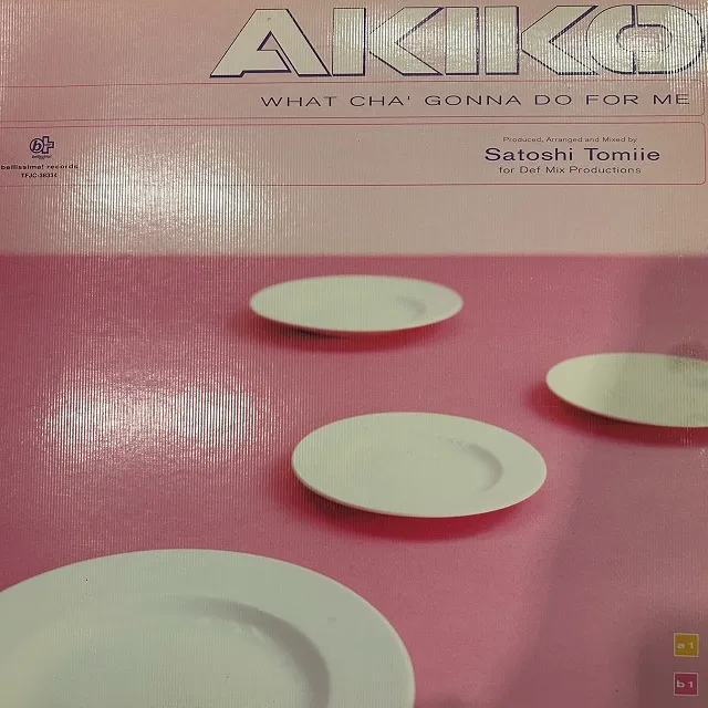 AKIKO / WHAT CHA’ GONNA DO FOR MEのアナログレコードジャケット (準備中)