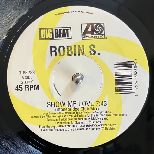 ROBIN S. / SHOW ME LOVE ／ LOVE FOR LOVE　のアナログレコードジャケット (準備中)