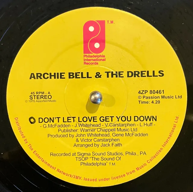 ARCHIE BELL & THE DRELLS / BILLY PAUL / DON'T LET LOVE GET YOU DOWN / BRING THE FAMILY BACKのアナログレコードジャケット (準備中)