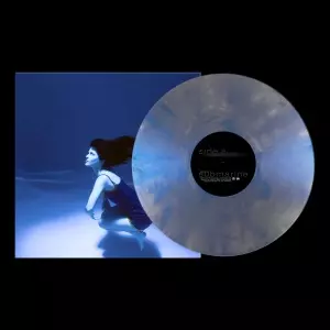 MARIAS / SUBMARINE (IRIDESCENT BLUE VINYL)のアナログレコードジャケット (準備中)